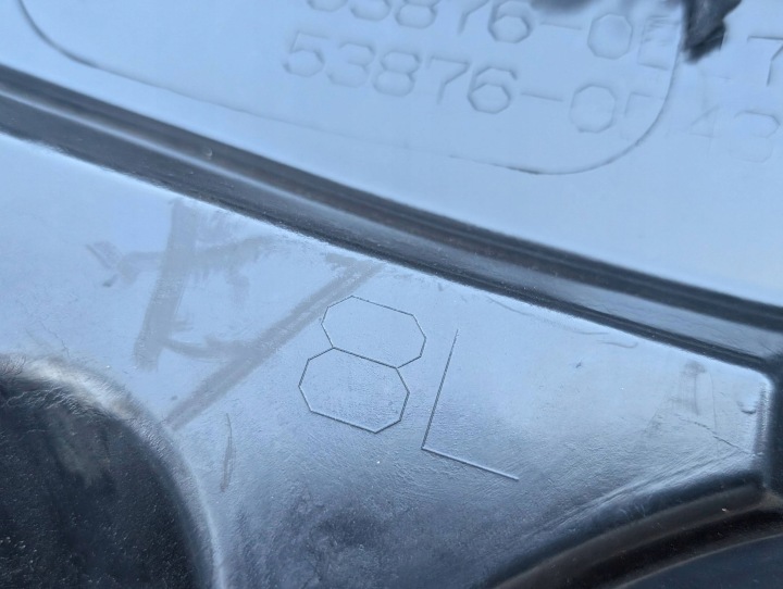 PASSAGE DE ROUE AVANT GAUCHE TOYOTA YARIS III 53876-0D430 NOUVEAU ORIGINE