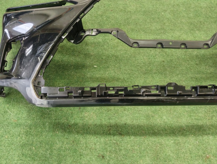 PARE-CHOCS AVANT AVANT LEXUS NX 300H LIFT