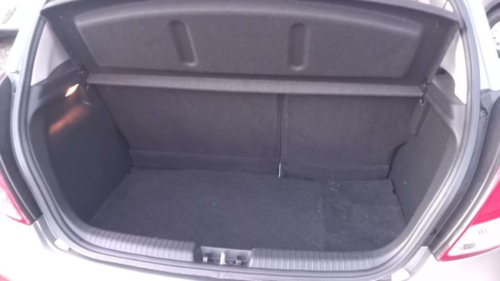 HYUNDAI I20 HYUNDAI I 20 ESSENCE CLIMATISATION 1.2 ESSENCE 86KM