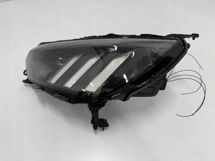 PEUGEOT 208 II 2008 II GT-LINE COMPLET LED PHARE DROITE GAUCHE AVANT EUROPE