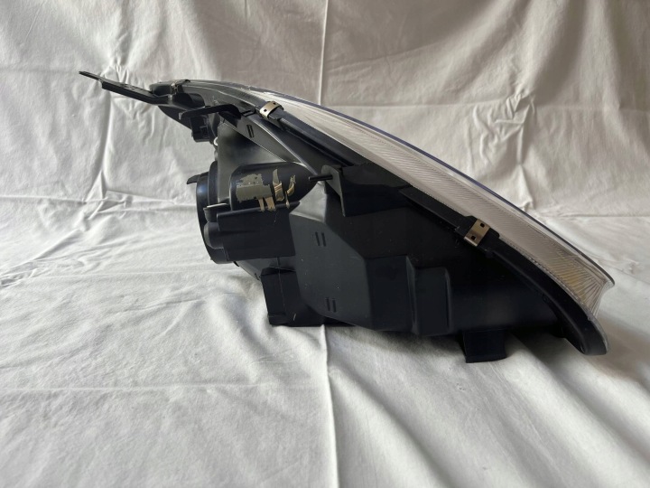 HONDA CIVIC 2003-2006 ENSEMBLE PHARE AVANT