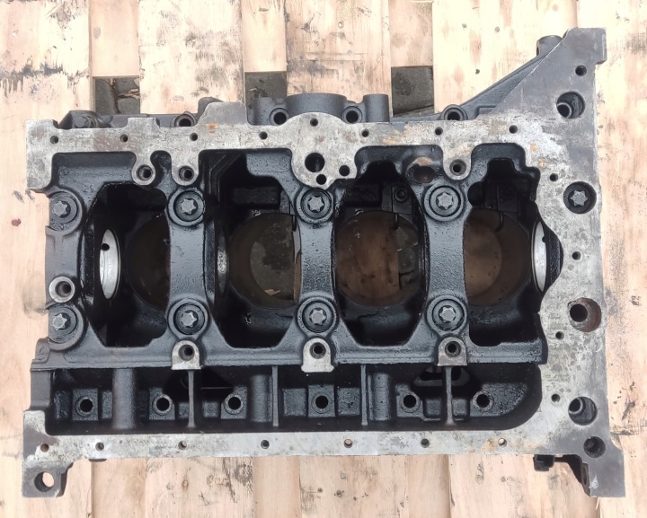 BLOC MOTEUR OPEL MOVANO 2.5 CDTI 01-10R G9U