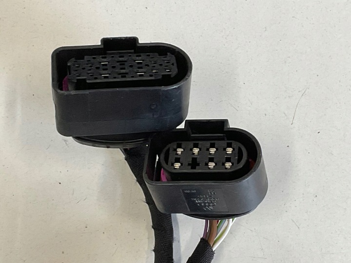 FAISCEAU DE CÂBLES INSTALLATIONS PARE-CHOCS SKODA SUPERB III LIFT 3V0971095 3.014