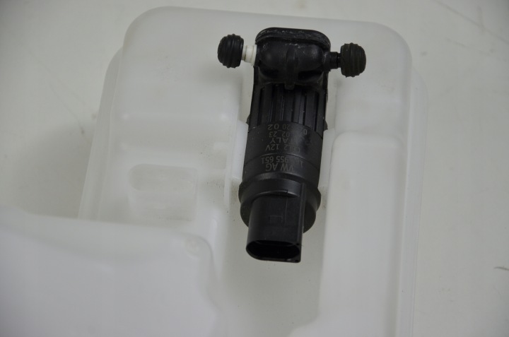 VW GOLF VIII 8 RÉSERVOIR LAVE-GLACES 5WA955448