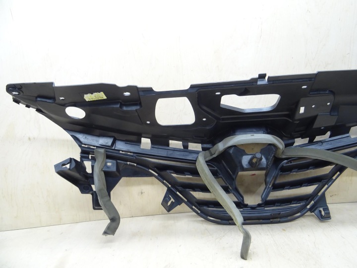 RENAULT CLIO V CALANDRE RADIATEUR 622567196R