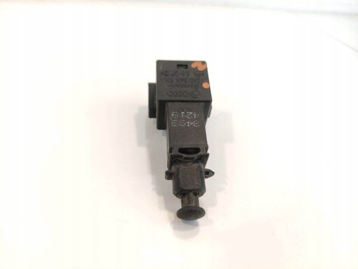 AUDI TT 8N CAPTEUR FEUX STOP 1J0945511A