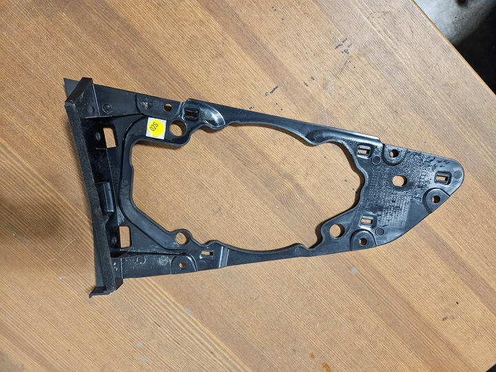 AUDI R8 4S RIGHT PANEL PILLAR FRAME BRACKET photo 2 - milautoparts-fr.ukrlive.com