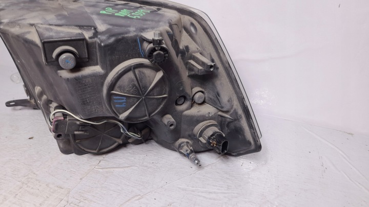 DODGE RAM 1500 09- PHARE AVANT GAUCHE DROITE USA