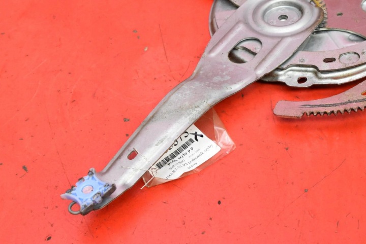 ÉLÉVATEUR VITRES DROIT AVANT EUROPE 0130821761 VOLVO S60 1 I LIFT 04-09