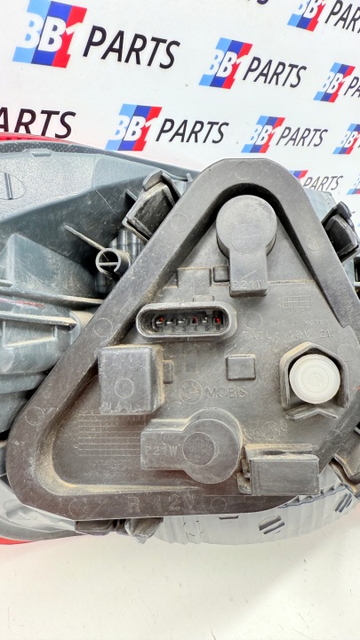 BMW F30 F80 M3 PHARE DROIT ARRIÈRE ARRIÈRE DANS AILE EUROPE BERLINE 7259894