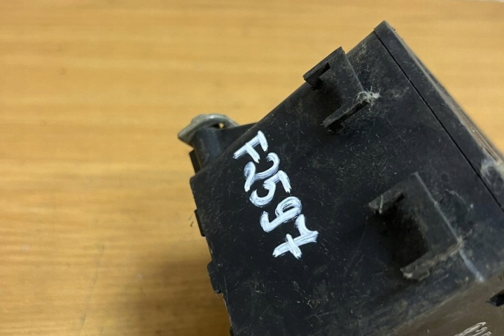 MÉCANISME CHANGEMENTS VITESSE AUDI 100 (5000) A1402670837 DIESEL 1998