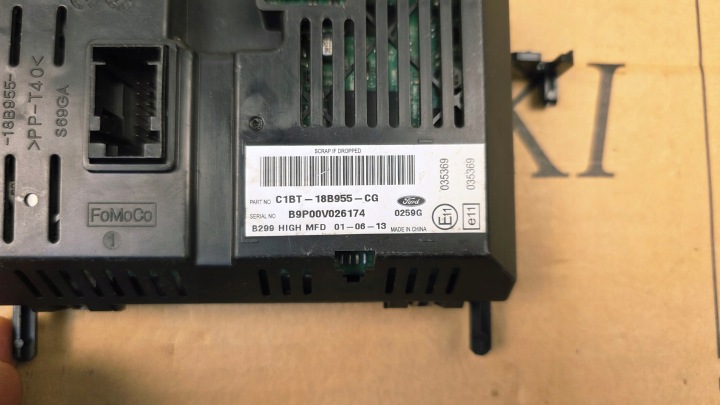 FORD FIESTA MK7 B-MAX ECOSPORT MONITEUR RADIO SONY GRAND COLORÉ 2013 R.