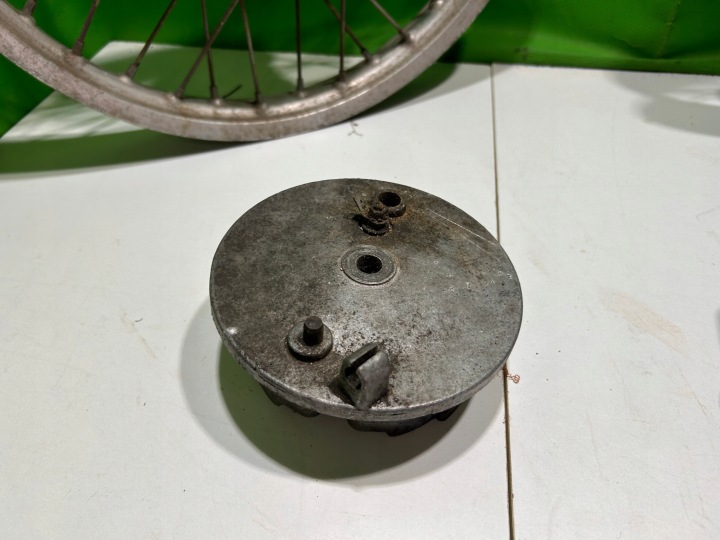 JANTE VERS SIMSONA PISTON