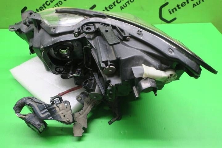 PROJECTEUR DROIT LEXUS IS 220D-250-350 53-34 XÉNON 2007 2008 2009 2010 2011