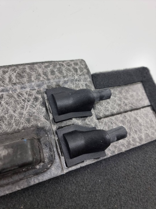 ÉLÉMENT GARNITURE DE PORTE COUVERCLES DE COFFRE ARRIÈRE PORSCHE MACAN (95B) 95B861529
