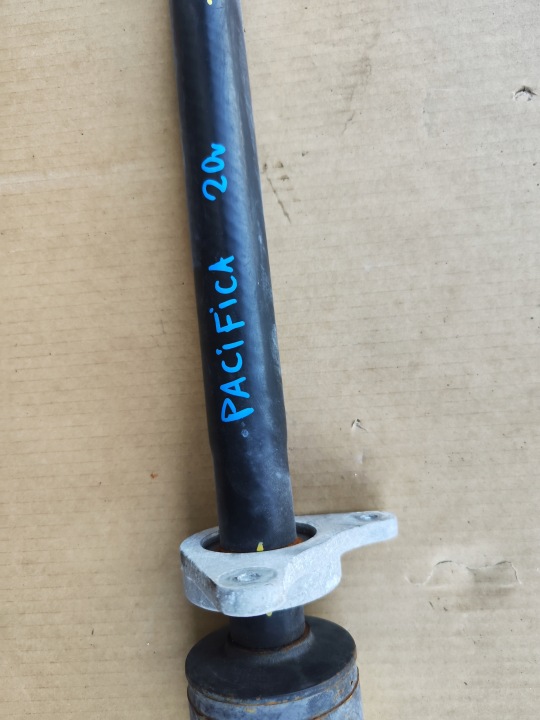 DEMI-ARBRE DROITE AVANT CHRYSLER PACIFICA 2020 68494386AA