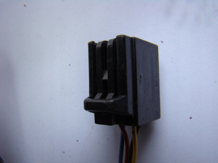 CHAUFFAGE DE STATIONNEMENT PANNEAU STER EBERSPACHER D5WSC DIESEL 43W 12V 5.0 KW