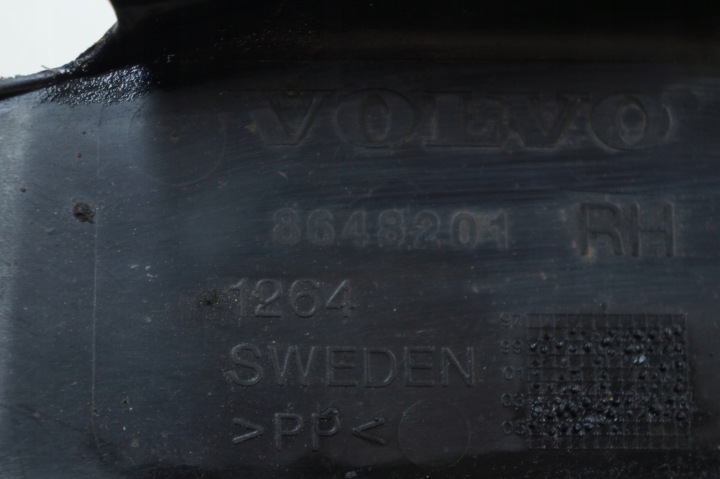 VOLVO PASSAGE DE ROUE DROIT DROIT AVANT AVANT S80 8648201