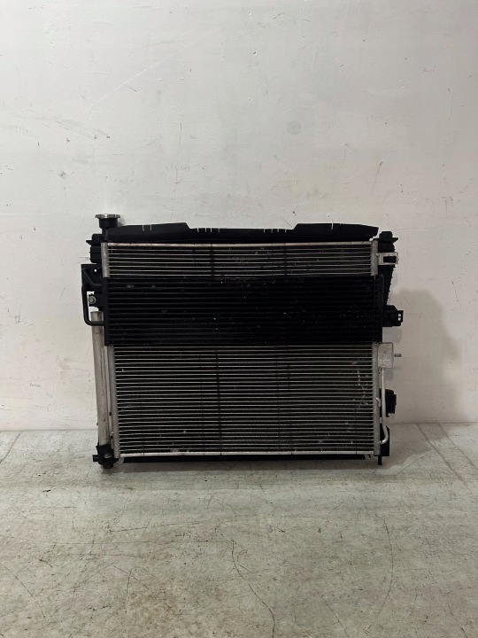 DODGE DURANGO RT 2019- 5.7 ENSEMBLE RADIATEUR EAU CLIMATISATION VENTILATEUR