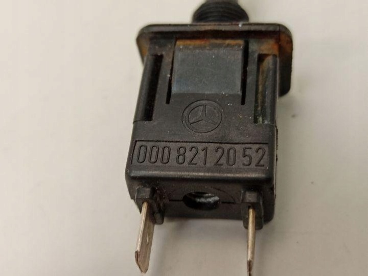 0008212052 AUTRE MODULES E 280 124.029 142 1970 MERCEDES-BENZ E (W124)