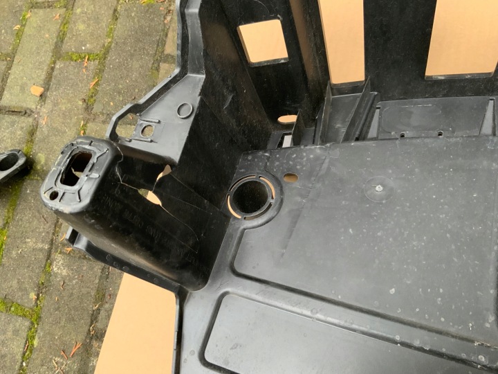 PEUGEOT 3008 II 5008 II RENFORCEMENT PARE-CHOCS AVANT 9810634677 16-2024