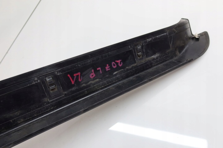 MERCEDES W207 MOULURE SEUIL GAUCHE REVÊTEMENT SEUIL AVANT 2076800135 CHROME