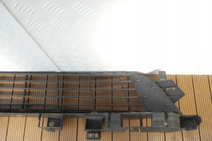 RENAULT SCENIC III 09-12 GRILLE PARE-CHOCS CENTRALE AVANT 623110004R OE