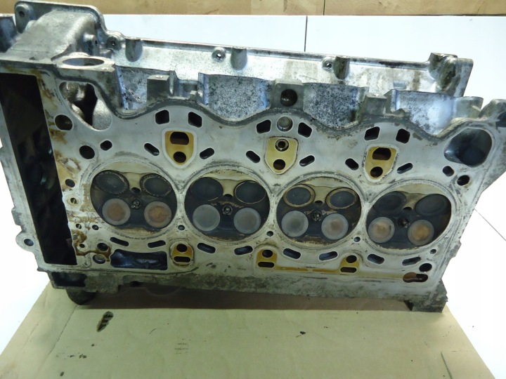 BMW E87 2.0 N43B20 CULASSE MOTEUR 7559168