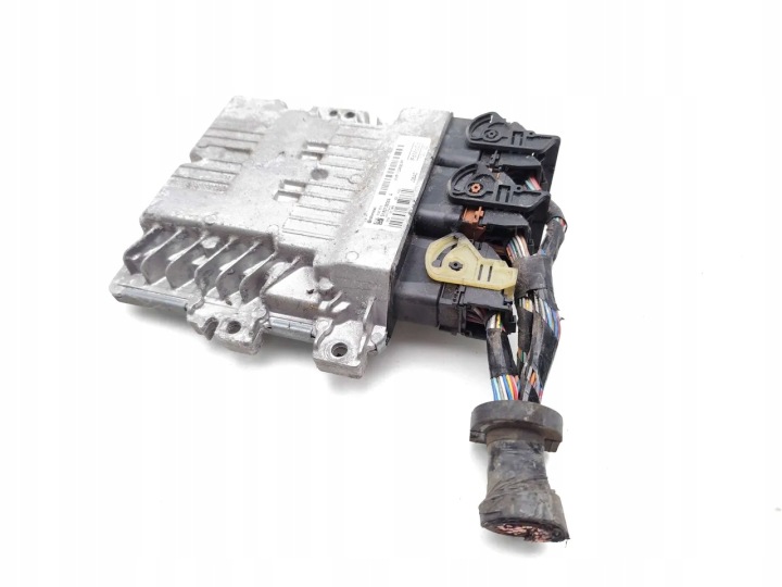 MAZDA 3 CONTRÔLEUR MODULE ECU 1.6 MZR CD DIESEL 85KW (116 HP) 823158766