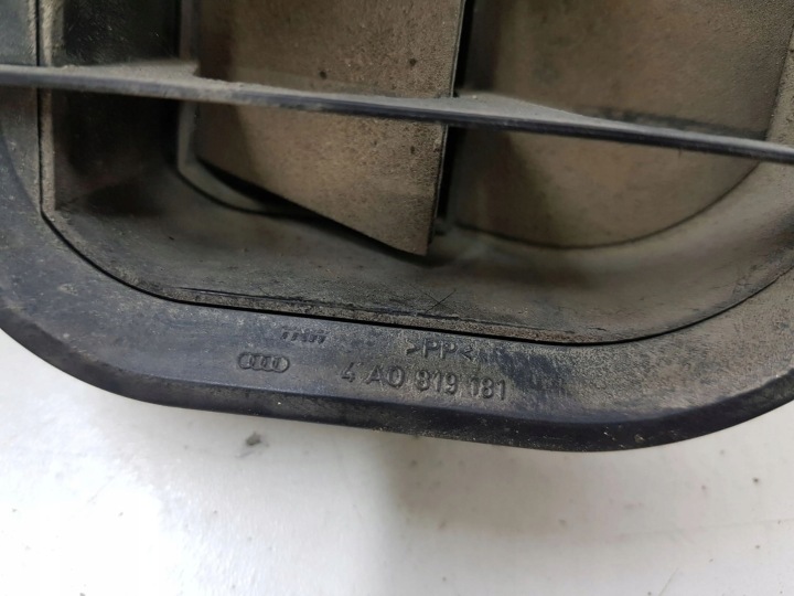 VOLKSWAGEN PASSAT B5 GRILLE VENTILATION 1997 4A0819181