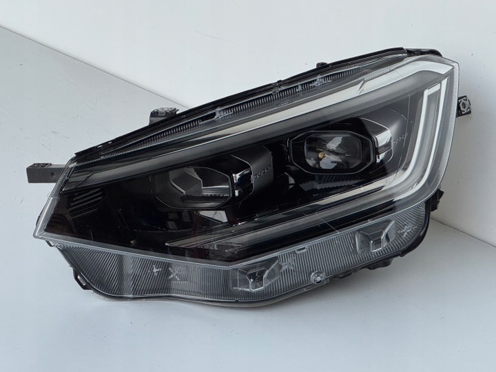PHARE DROITE AVANT AVANT PROJECTEUR PORSCHE MACAN 95B LIFT 95B941010AP