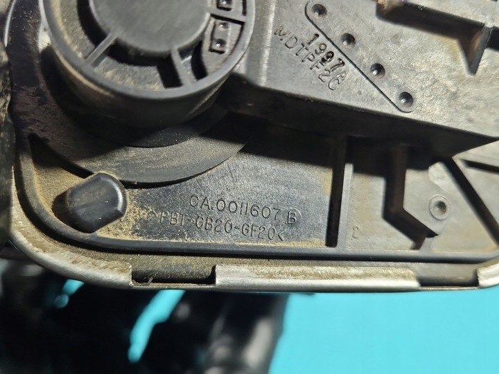 PAPILLON DES GAZ PEUGEOT 607 CA0011607B 2.2 16V 6-PIN, 2 GOUPILLE