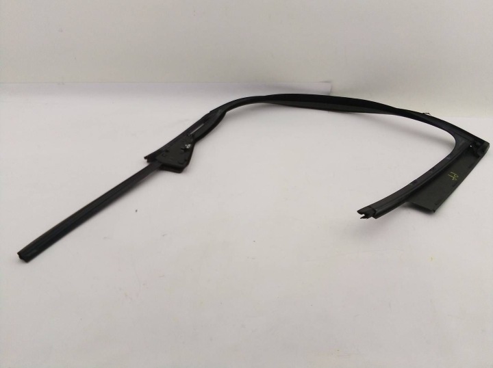 OPEL ASTRA J 2011 CAOUTCHOUC JOINT D'ÉTANCHÉITÉ PORTES AVANT AVANT CÔTÉ DROITE