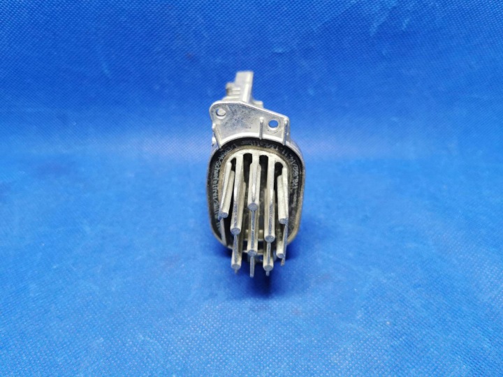 MODULE CONVERTISSEUR PHARES LED FJD DROITE CÔTÉ AUDI A3 S3 8V 18156602
