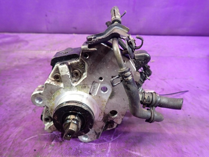 TOYOTA YARIS I 03-05 1,4 POMPE INJECTION 0445010113 22100-0N011