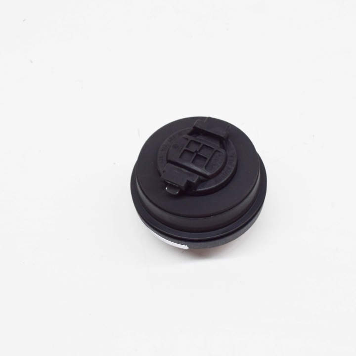 BOUCHON GOULOTTE DE REMPLISSAGE HUILES AUDI R8 A3 A4 A6 A8 VW GOLF PASSAT 420103485B