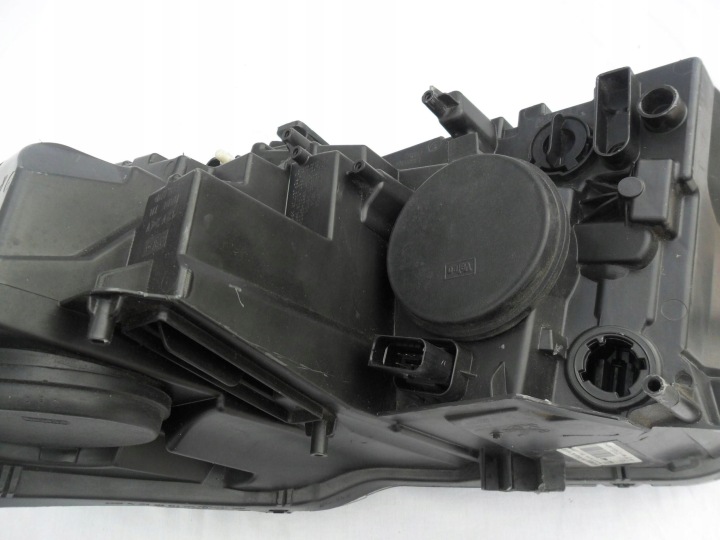 PROJECTEUR AVANT CÔTÉ DROITE PEUGEOT 3008 II 90085115