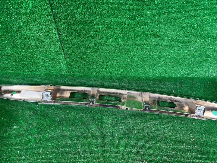 CHROME MOULURE COUVERCLES DE COFFRE COUVERCLES DE COFFRE RENAULT SCENIC IV 16R- 848107135R