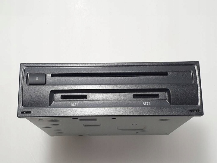 VW TOURAN III 19R STACJA MULTIMEDIALNA LECTEUR DE CARTE NAVIGATION KART SD 3Q0035846B