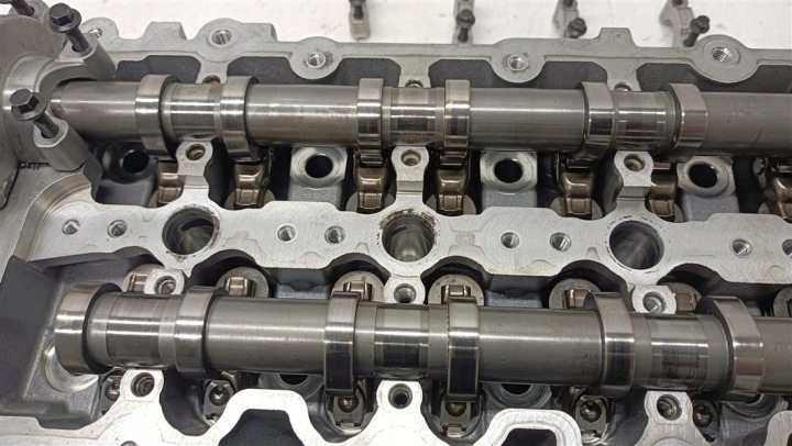 CULASSE VOLVO XC60 S40 II S60 II V50 2.0 D2 D3 D4204T 31430112 31430110