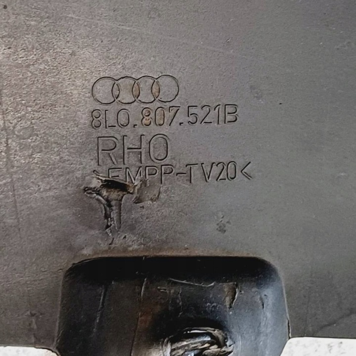 MOULURE PARE-CHOCS SPOILER AUDI A3 8L 5D HAYON LAK. LC9U 8L0807521B NR136