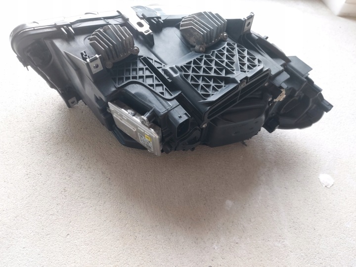 PHARE PROJECTEUR BMW F10 F11 LIFT LCI XÉNON GAUCHE EUROPE COMPLÈTE