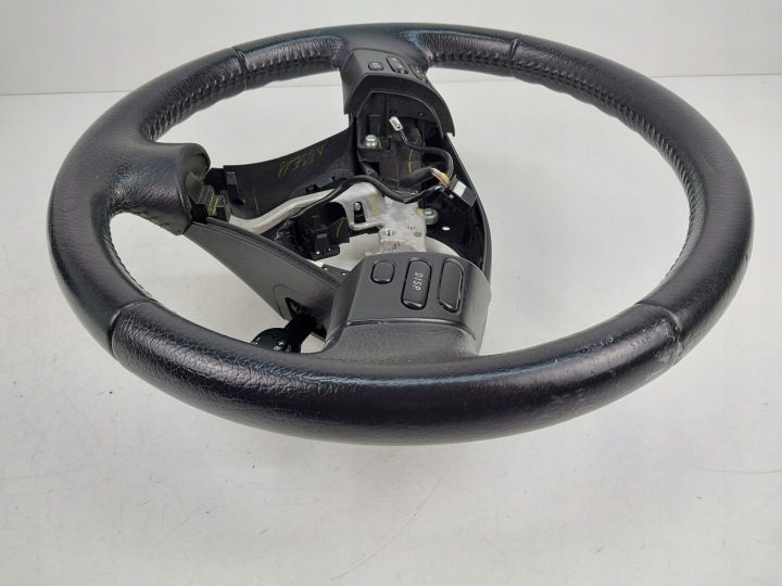 VOLANT CUIR MULTIFONCTIONNELLE GS120-01450 TOYOTA COROLLA VERSO II