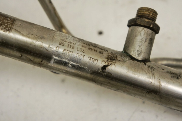 HY236 AUDI Q5 8R 3.2FSI BAGUETTES D'INJECTION ENSEMBLE