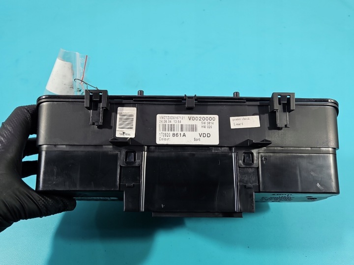 COMPTEUR VW TOURAN I 1T0920861A 1.9 TDI EUROPE