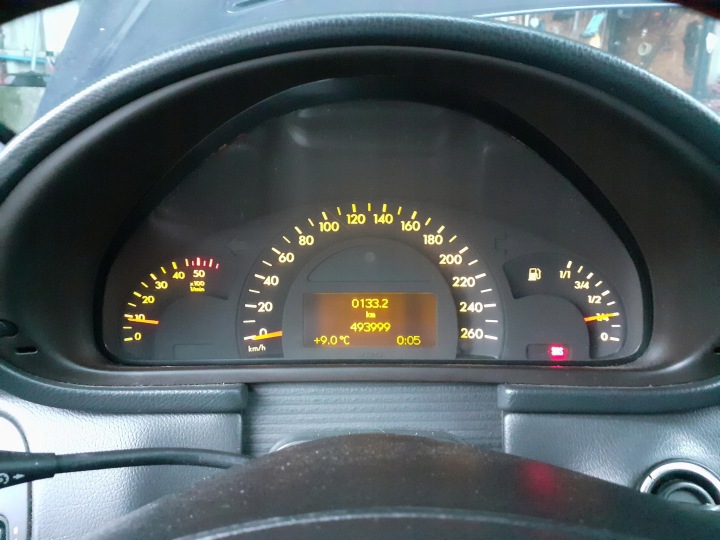 COMPTEUR MERCEDES-BENZ CLASSE C W203 2035401347