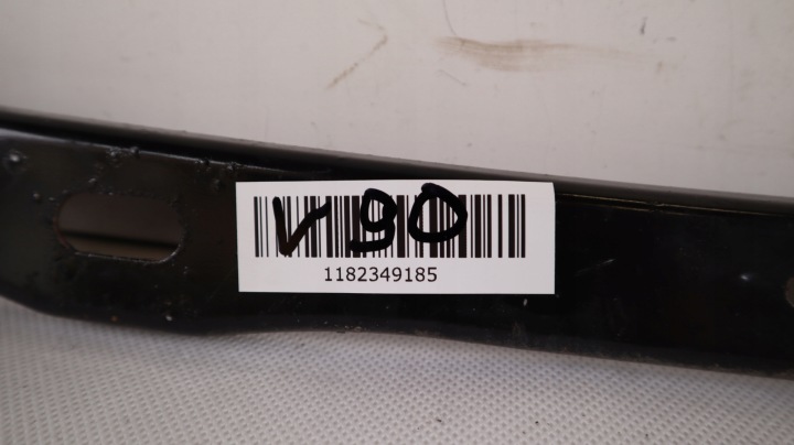 VOLVO V90 SUPPORT ENTRETOISE POUTRE AVANT 31463897