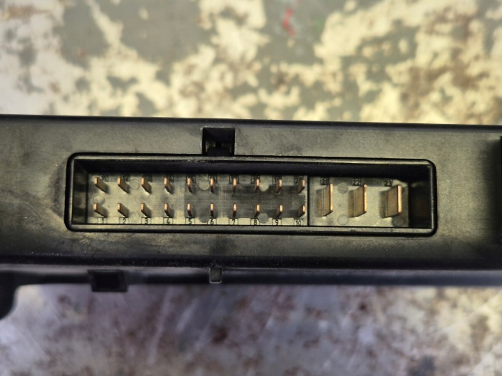 MODULE CONFORT FRM CONTRÔLEUR FEUX BMW E87 E90 E91 E92 E93 6982709