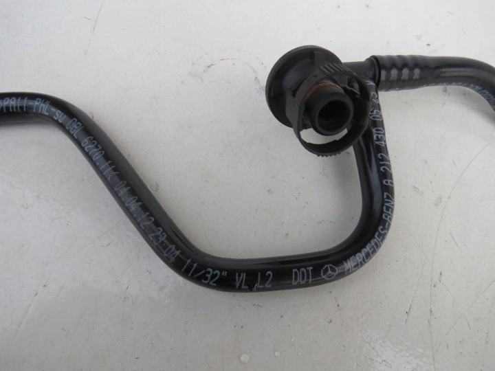 FIL TUYAU TUYAU CARBURANTS MERCEDES-BENZ CLS C218 AMG A2124300529