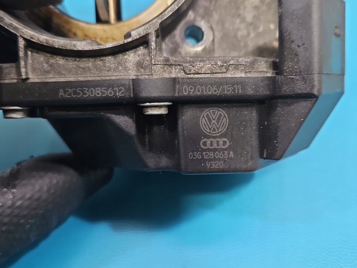 PAPILLON DES GAZ SEAT LEON II 03G128063A A2C53085612 2.0 TDI